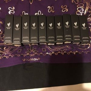 NEW IN BOX YOUNIQUE STICK FOUNDATION